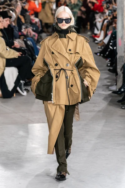 Look 12